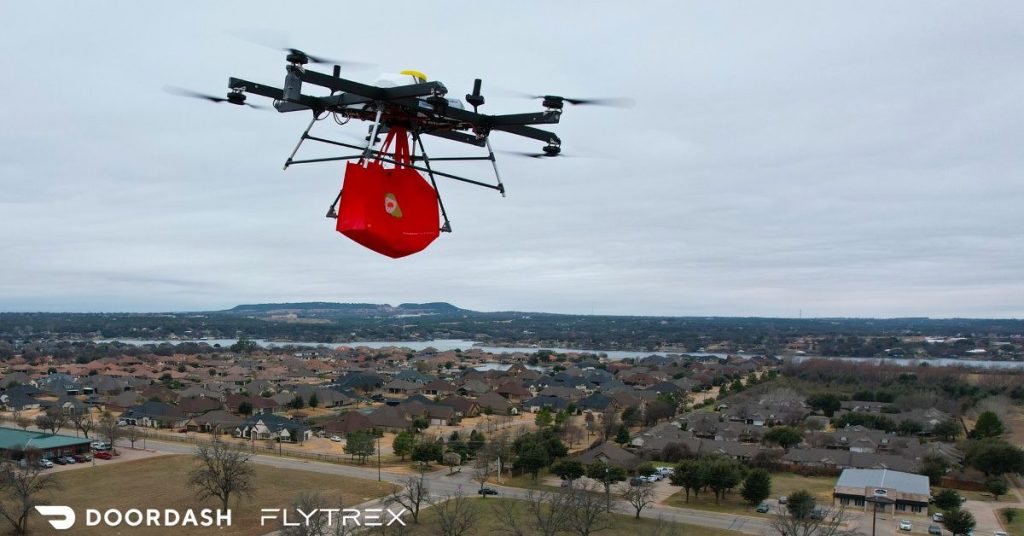 Flytrex remporte l’approbation de la FAA pour la livraison de drones BVLOS en toute sécurité Flytrex remporte l'approbation de la FAA pour la livraison de drones BVLOS en toute sécurité