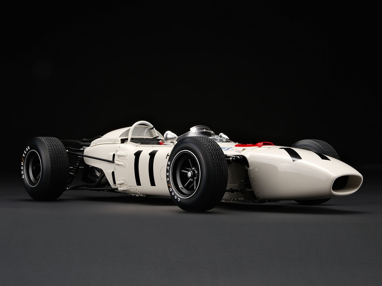 Honda and Amalgam Collection RA272 Scale Model Car 21 - plare.