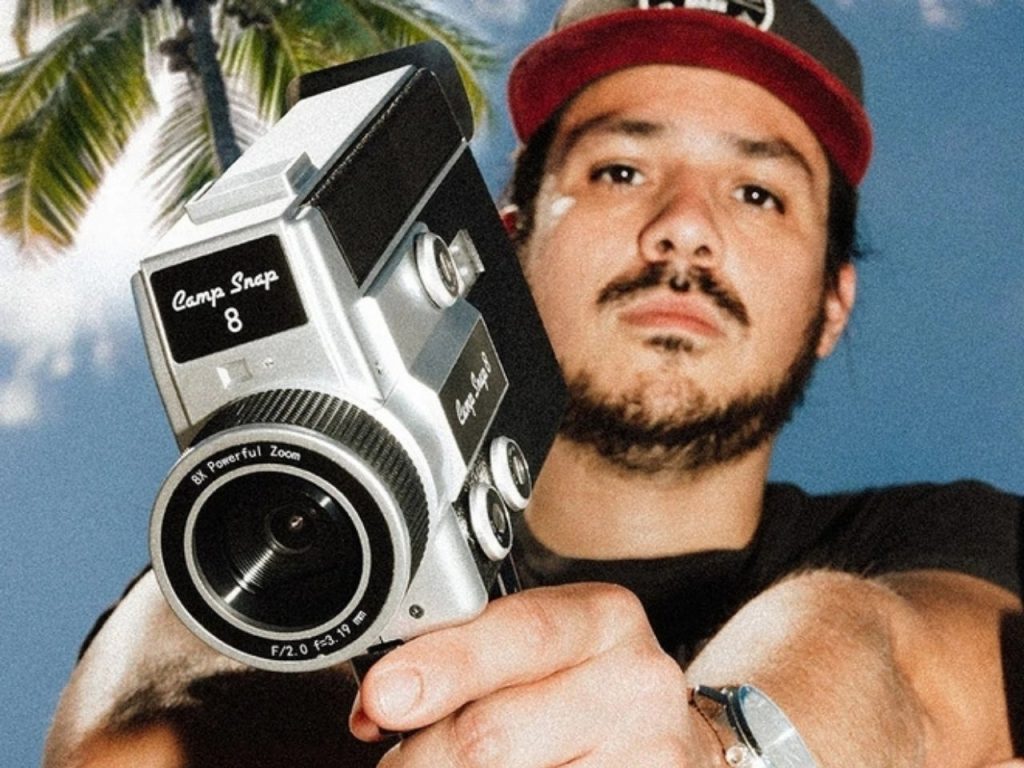 Revivez la Magie du Cinéma : La Caméra Numérique Inspirée du Super 8 Qui Redonne Vie à Vos Souvenirs!