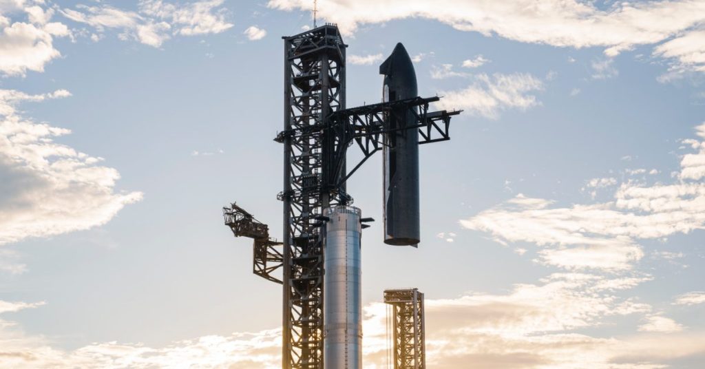 Starship Flight 10 reporté : explications et prochaines étapes pour le lancement