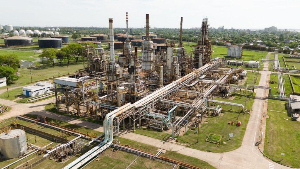 YPF lance une bioraffinerie de SAF en Santa Fe pour révolutionner l’énergie verte