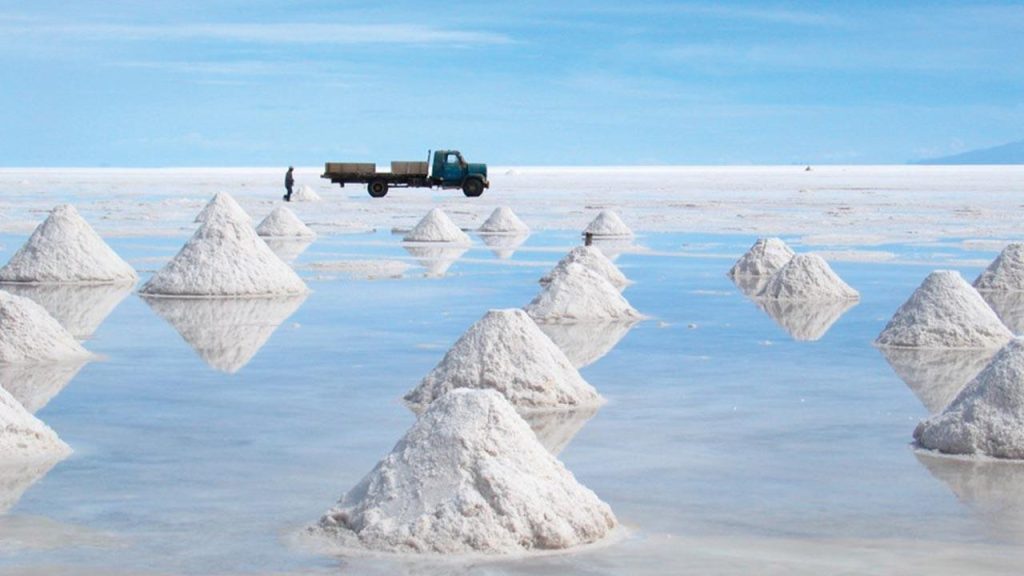 Justice bloque les contrats de litium en attendant l’évaluation environnementale nécessaire