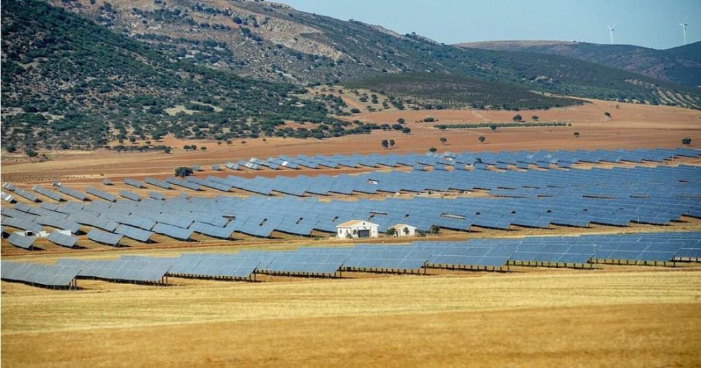 Énergie solaire en plein essor : deux projets photovoltaïques transforment Ciudad Real