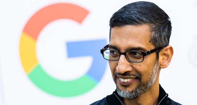 Les investissements colossaux et l'enrichissement du moteur de recherche : le parcours de Sundar Pichai pour propulser Google vers l'intelligence artificielle en dix ans - plare. découvrez comment sundar pichai, le pdg de google, façonne l'avenir de l'intelligence artificielle. plongez dans les initiatives innovantes de google en matière d'ia et leur impact sur notre quotidien.