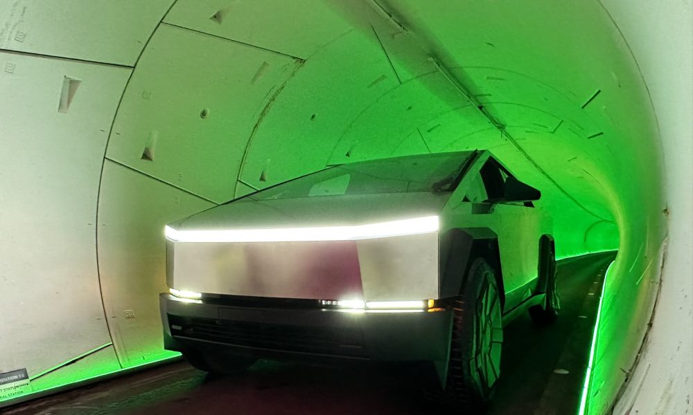 tesla cybertruck vegas loop - plare.