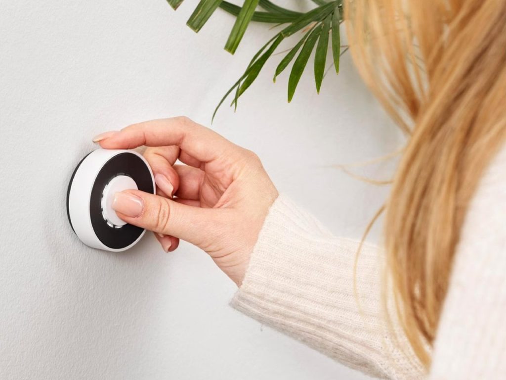 Les 10 Appareils De Domotique Indispensables Pour Simplifier La Vie Des Professionnels Occupés