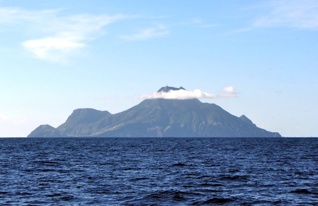 découvrez tout sur les volcans des pays-bas : histoire, géologie, risques et curiosités. apprenez si des volcans existent aux pays-bas et explorez leur impact sur la région.