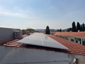 La Macarena met en avant une énergie électrique durable pour un avenir écoresponsable - plare. énergie solaire en municipalités