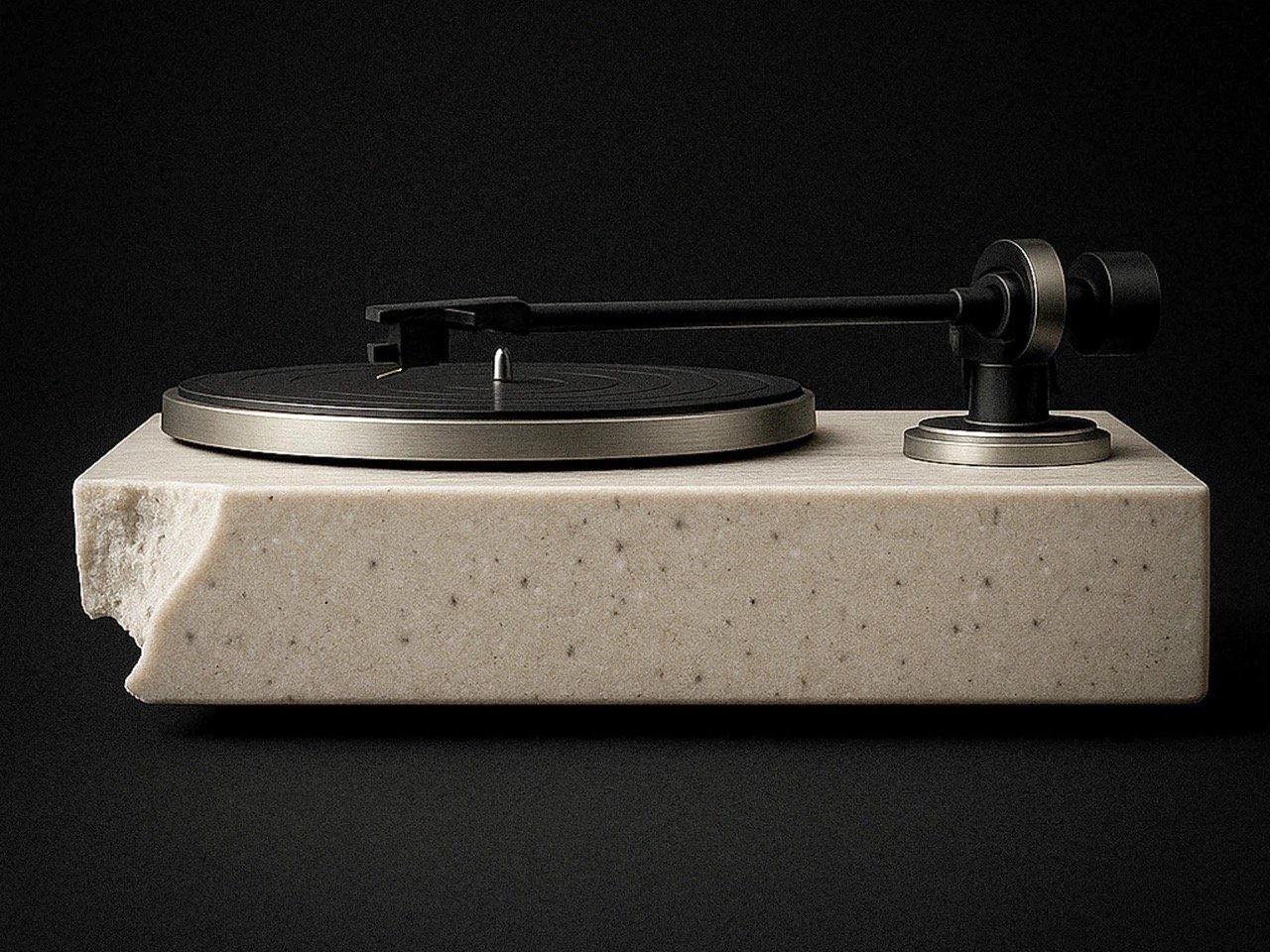 1756850126 780 Decouvrez le Turntable Revolutionnaire en Plastique Recycle Le Concrete - plare.