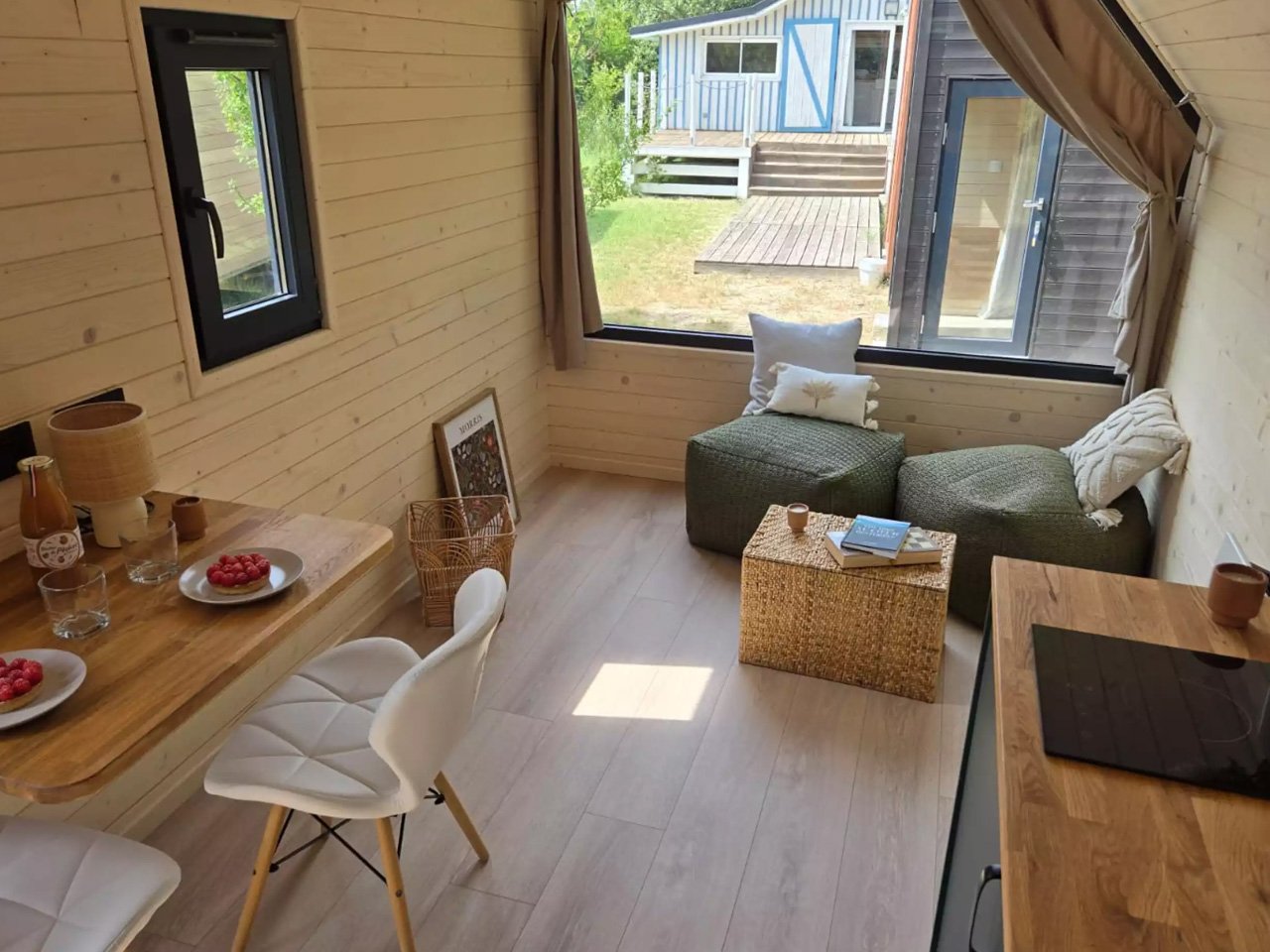 1757029728 467 Decouvrez comment cette Tiny House francaise montre que vivre avec - plare.