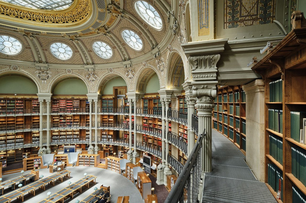 1757333660 619 5 Bibliotheques Incontournables qui Revolutionnent lArchitecture et le Lien Social - plare.