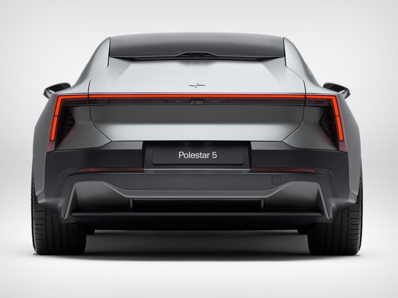 1757368890 144 Decouvrez le Polestar 5 Un Luxe Etonnant Sans Vitre - plare.