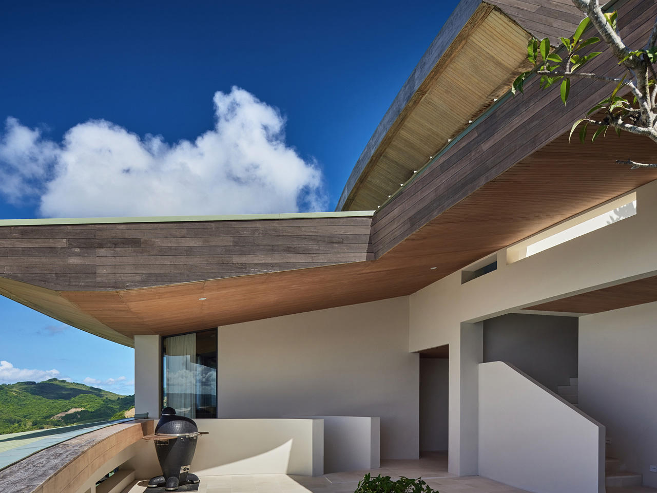 1757856132 139 Decouvrez Comment Cette Villa Surplombant la Cote Indonesienne A Transforme - plare.