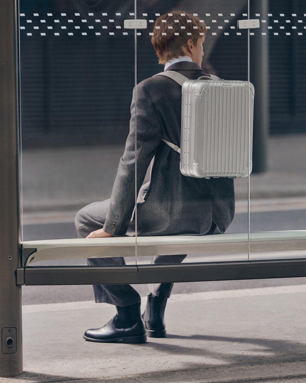 1758375976 950 Decouvrez le Sac a Dos Original Rimowa Un - plare.