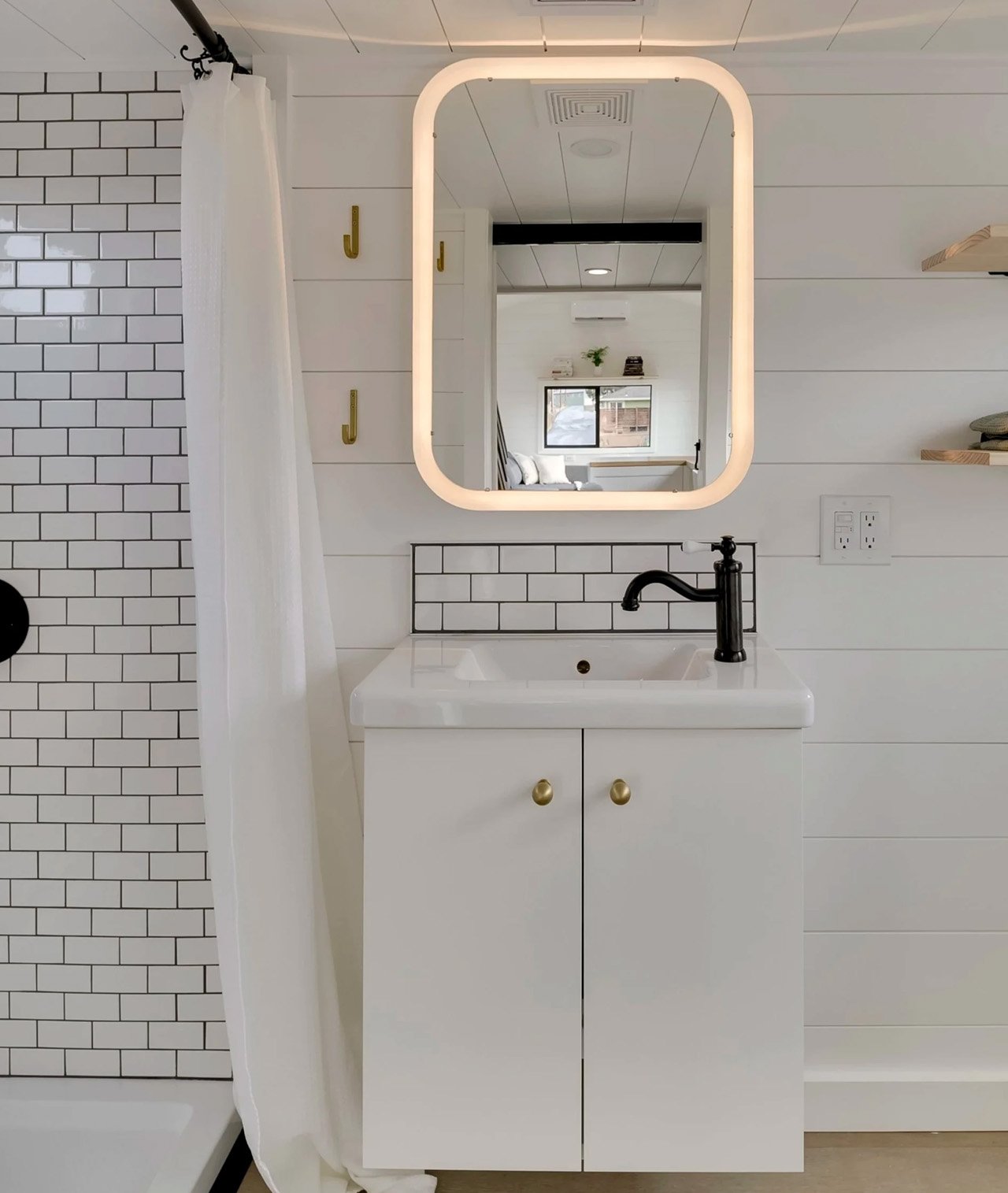 1758475672 804 Decouvrez Comment 15 Pieds de Plus Transforme LOchoco Tiny House - plare.