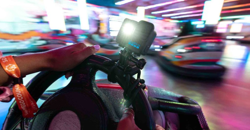 GoPro annonce le lancement de la caméra LIT HERO et du stabilisateur Fluid Pro AI en octobre