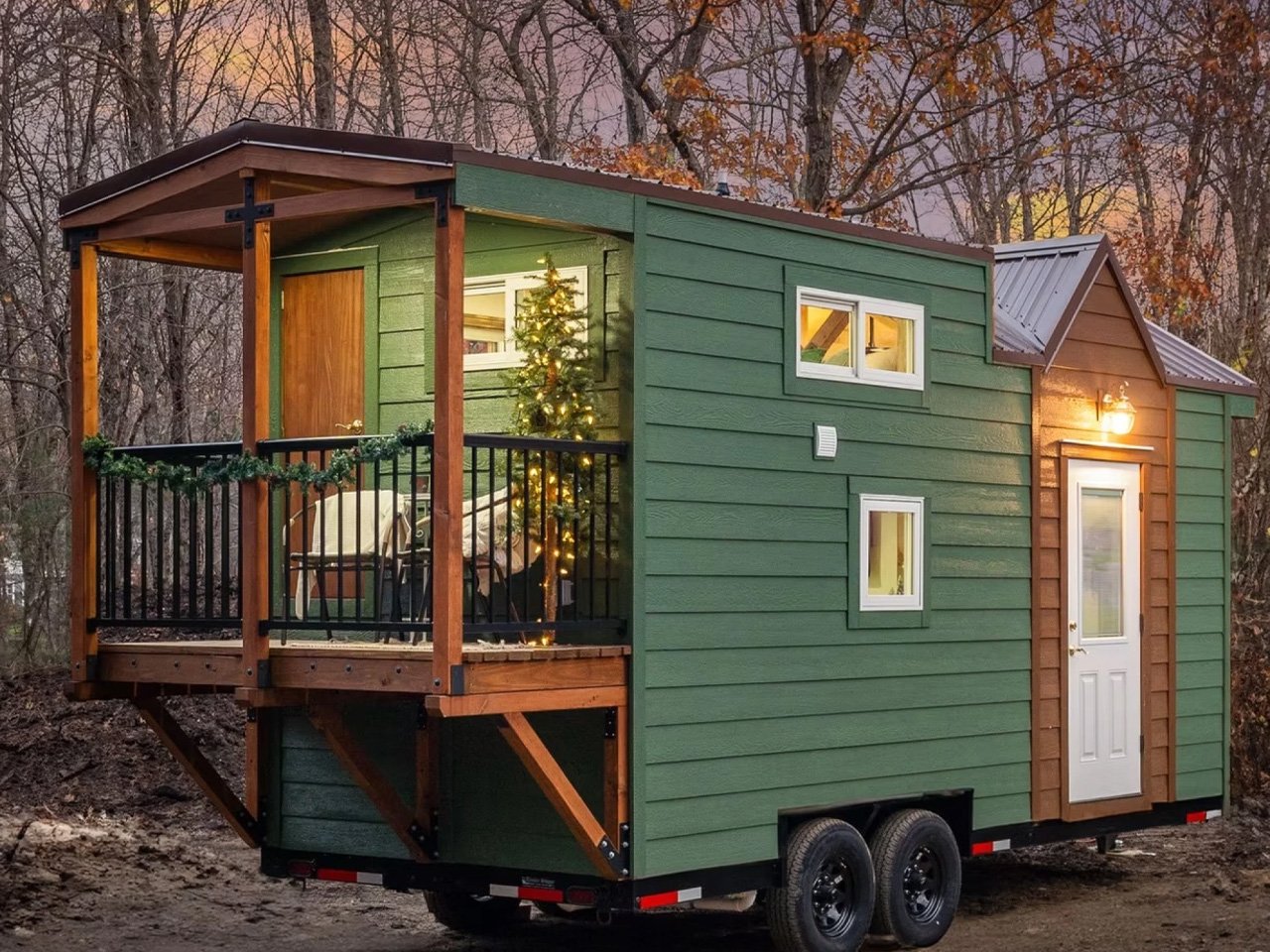 1758801460 614 10 Tiny Homes That Prove Small Spaces Can Deliver Big - plare.