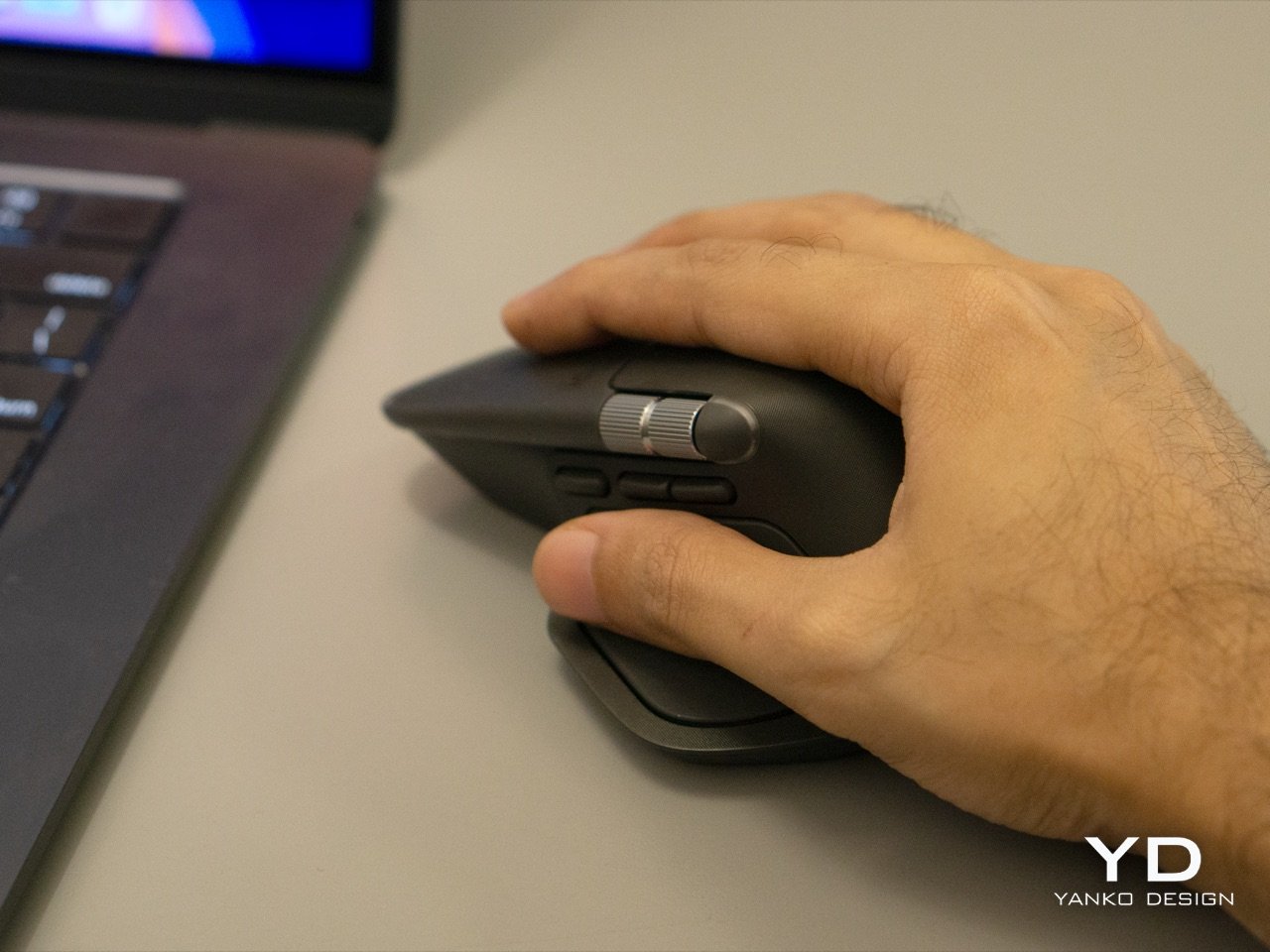 1759216627 267 Decouvrez le Logitech MX Master 4 Comment le Retour - plare.