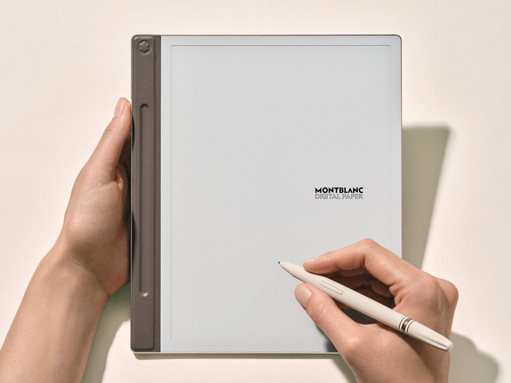Découvrez comment Montblanc Digital Paper Redéfinit les Carnets E-Ink avec une Élégance Luxueuse !