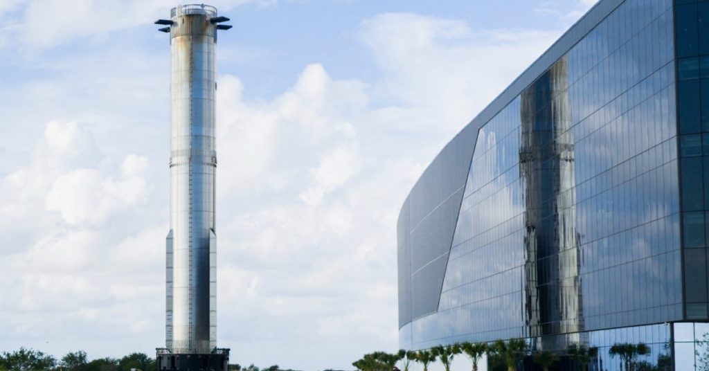 SpaceX réutilise son premier booster Starship pour le vol 11 : une avancée majeure dans l’exploration spatiale. SpaceX réutilise son premier booster Starship pour le vol 11 : une avancée majeure dans l'exploration spatiale.