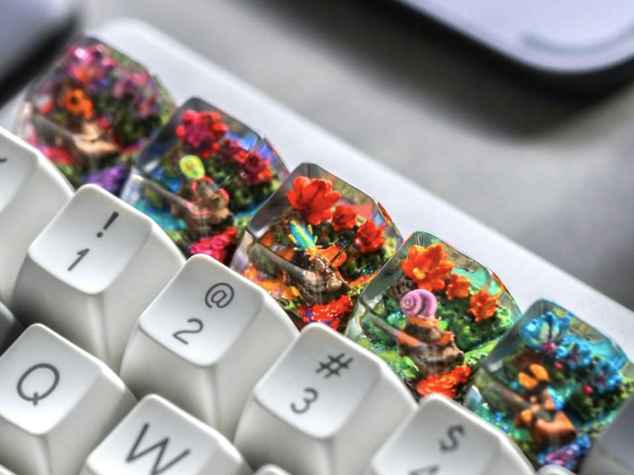 Keycap Artisan Dwarf Factory - Éclat