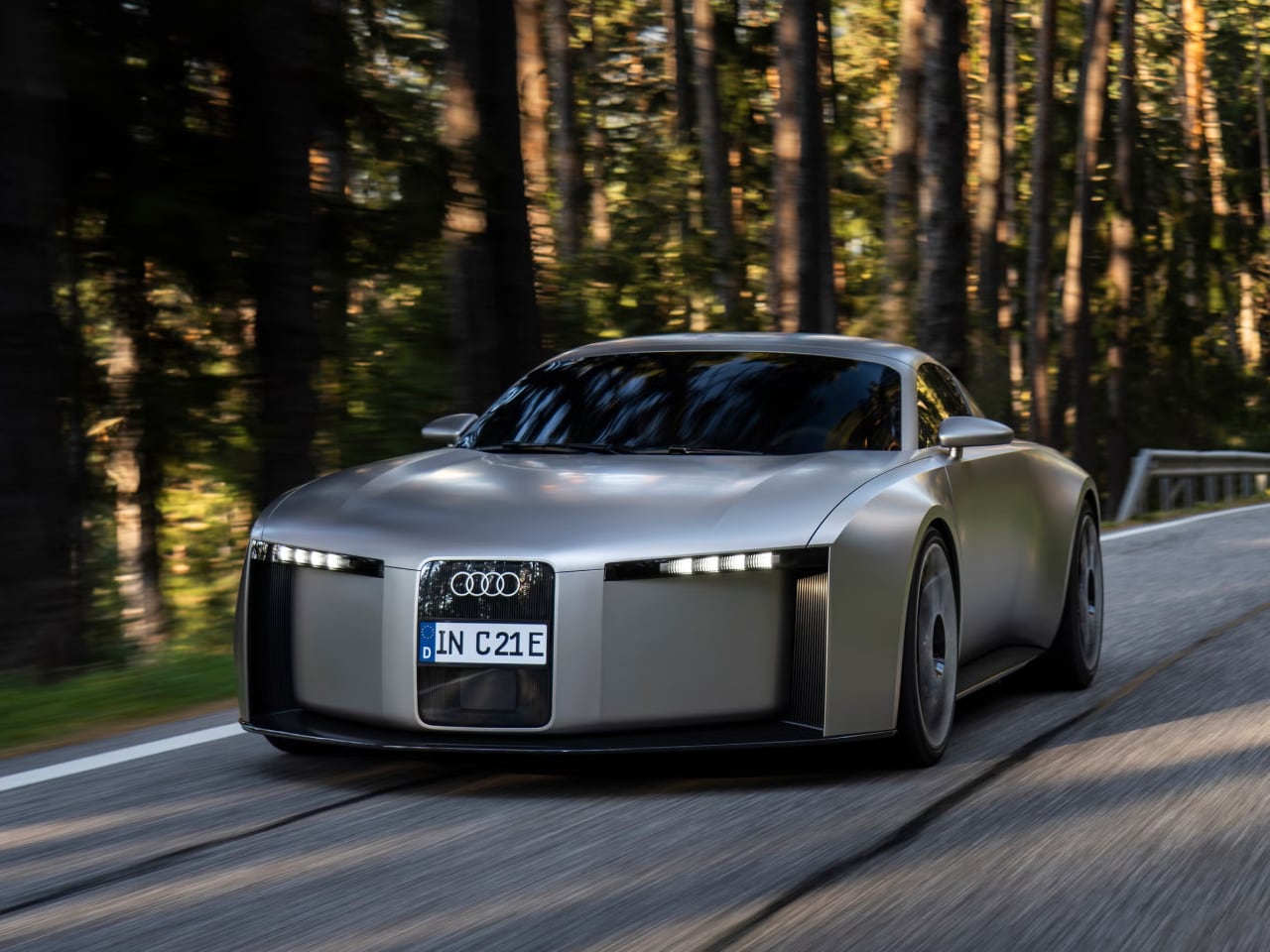 Audi Concept C - Road