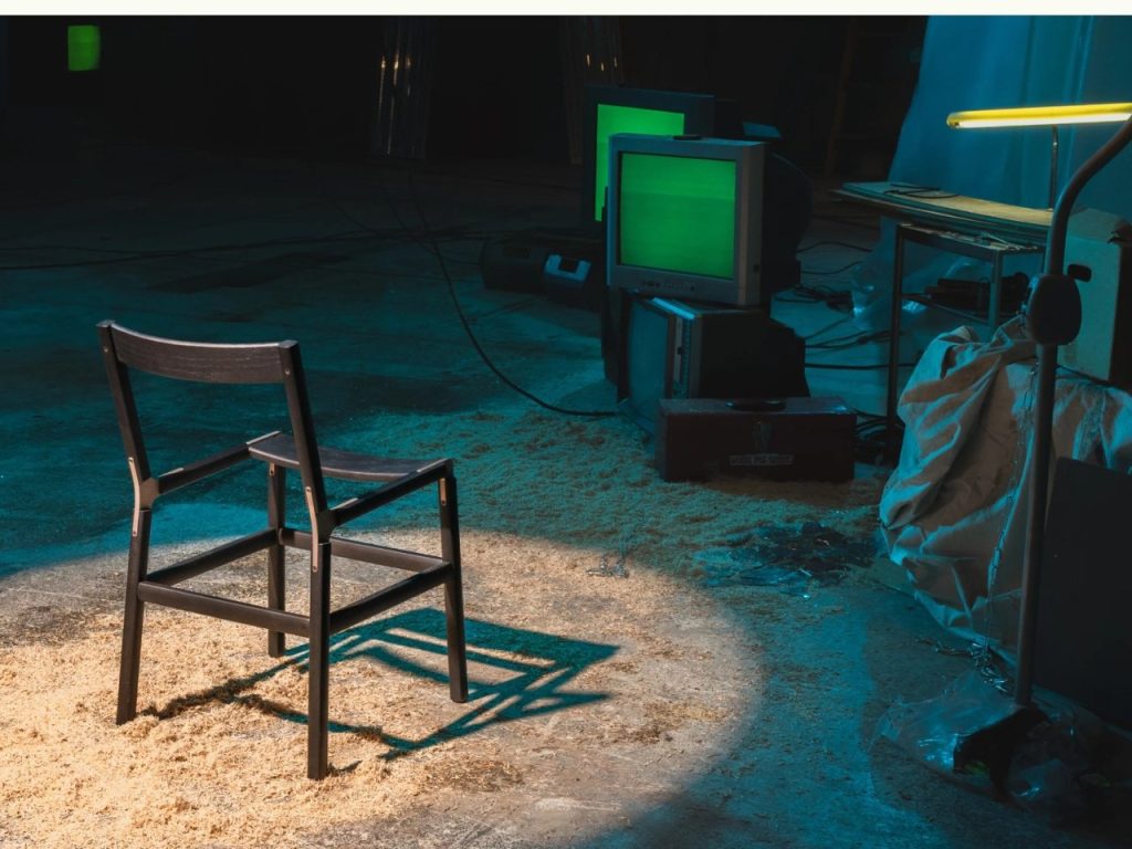 Découvrez les 5 Meilleures Décorations Halloween en Noir et Blanc pour Sublimer votre Home Minimaliste!