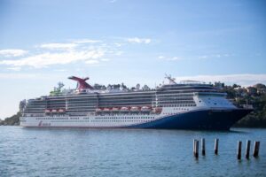Crucero Carnival Legend regresa a Acapulco después de 15 años