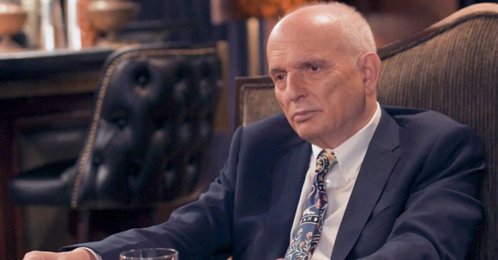 David Chase lance une nouvelle série captivante après le succès des Sopranos David Chase al lavoro su una nuova serie tv dopo I Soprano