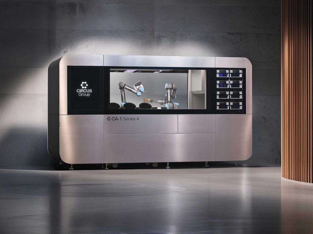 Découvrez ce Robot Géant Prêt à Révolutionner le Service dans Votre Restaurant !