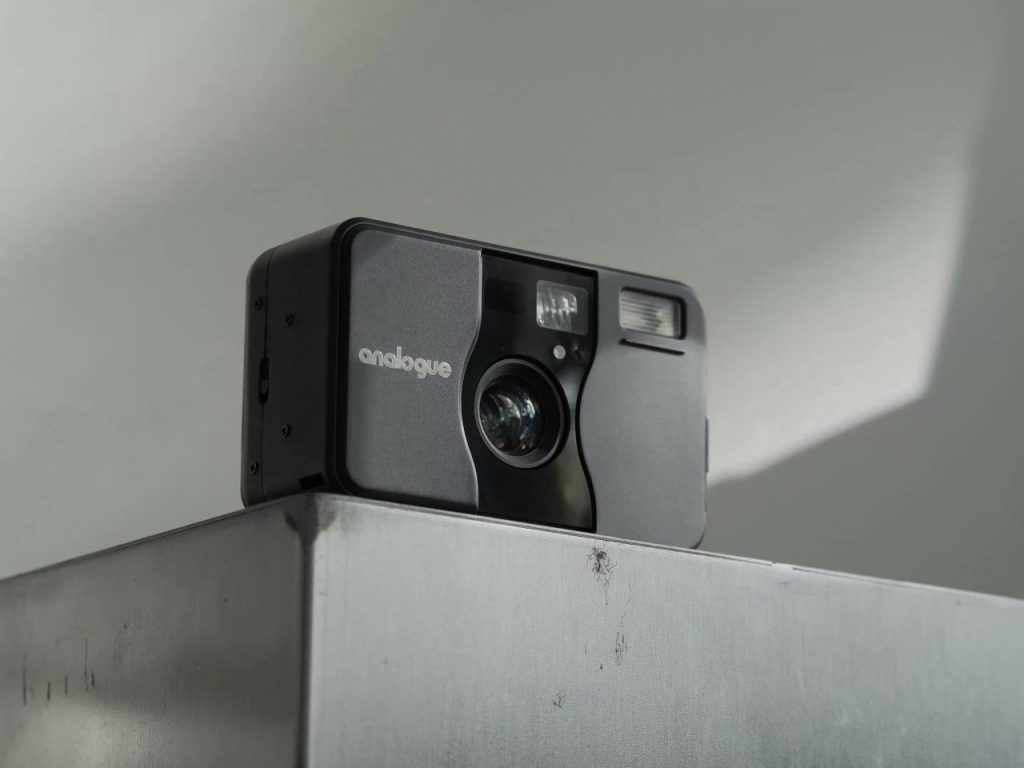 Découvrez la Nouvelle Caméra Film avec Autofocus LiDAR : L’Avenir de la Photographie 35mm !