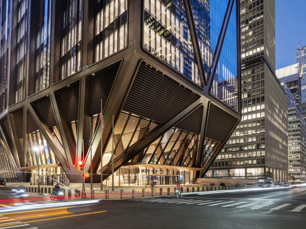 Découvrez la Première Tour Supertall de NYC : 1 388 Pieds de Durabilité et d’Innovation !