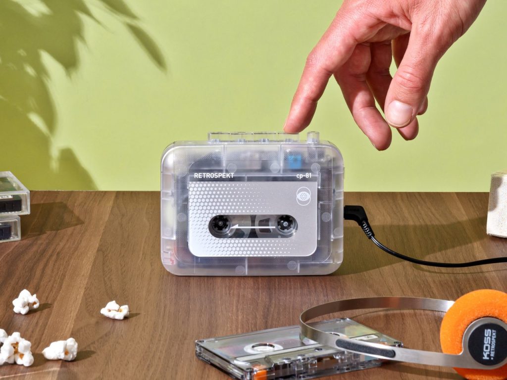 Découvrez le Retrospekt CP-81 : Le Lecteur de Cassette Portable qui Allie Nostalgie et Style Moderne !