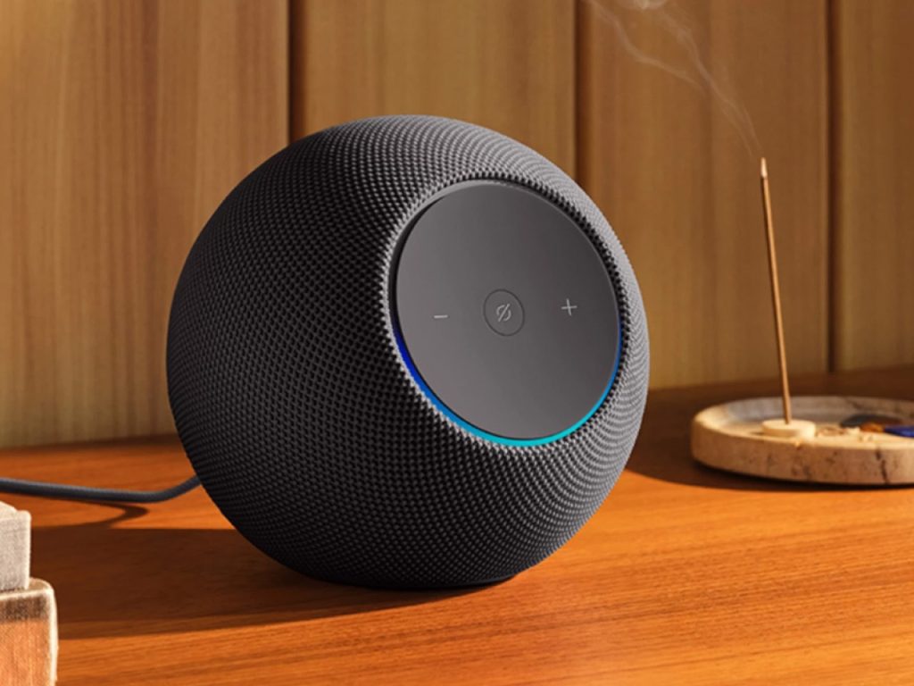 Amazon Révolutionne l’Assistant Vocal : Découvrez Comment Leur Nouveau Siri et HomePod Mini Surclassent Apple !