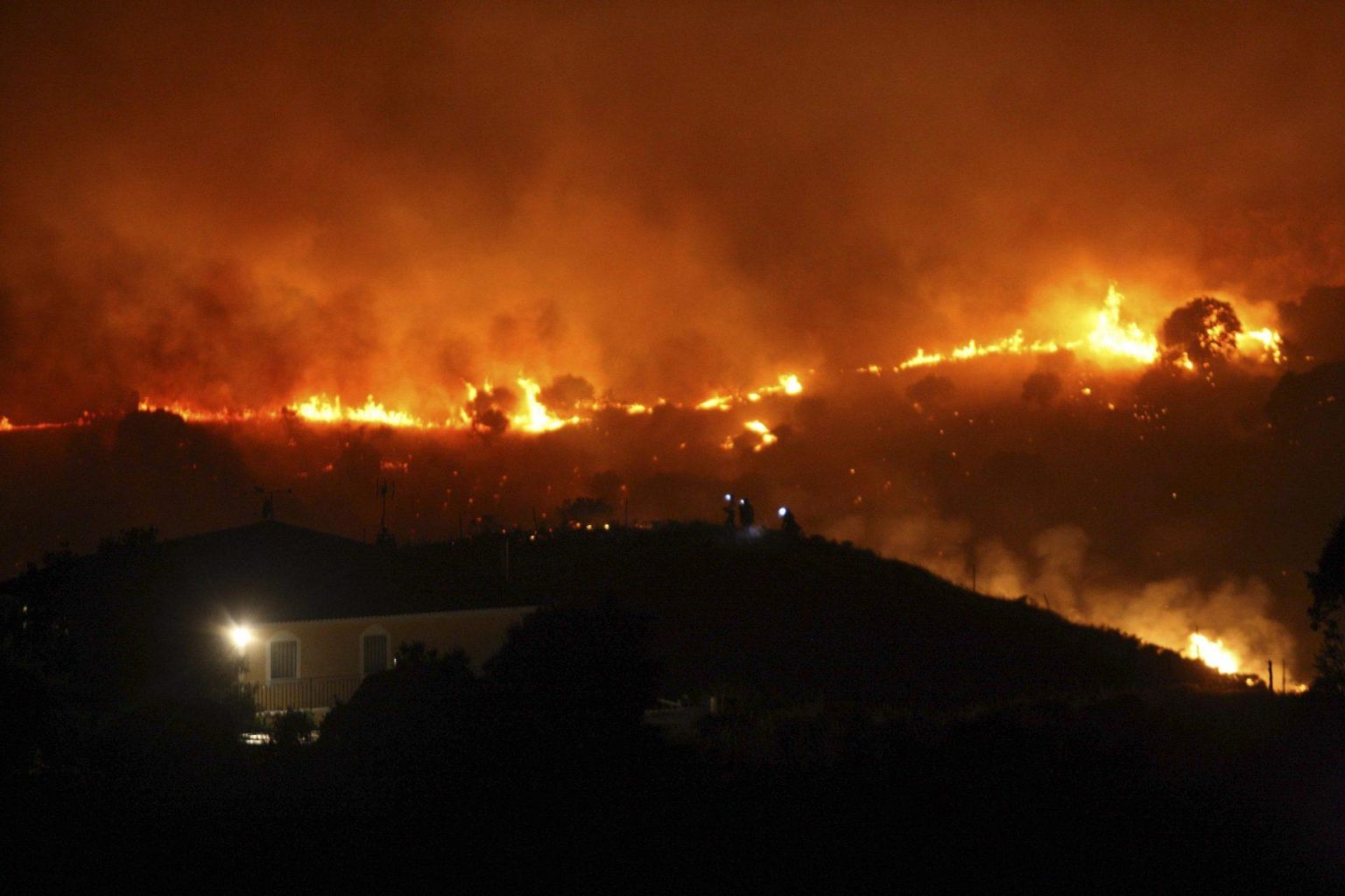 Incendio d’Almorox : analyse complète et conséquences de ce sinistre dévastateur