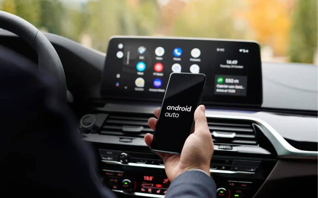 Android Auto : Deux nouveautés sur Google Maps qui vont réjouir les automobilistes découvrez les dernières nouveautés de google maps pour android auto : nouvelles fonctionnalités, améliorations de navigation et astuces pour optimiser vos trajets en voiture avec votre smartphone android.