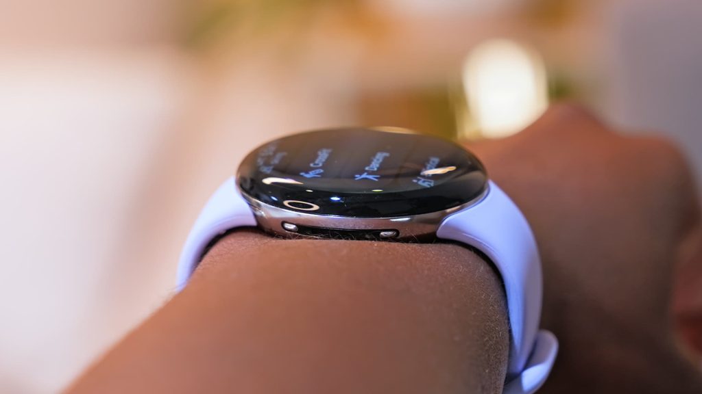 découvrez comment la pixel watch 4 exploite la puissance de l'intelligence artificielle pour améliorer votre expérience quotidienne, de la santé au suivi intelligent.