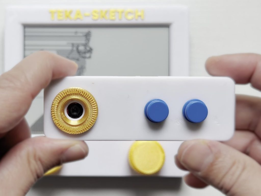 Transformez Vos Photos en Art Etch A Sketch Automatisé avec ce DIY Caméra Raspberry Pi !