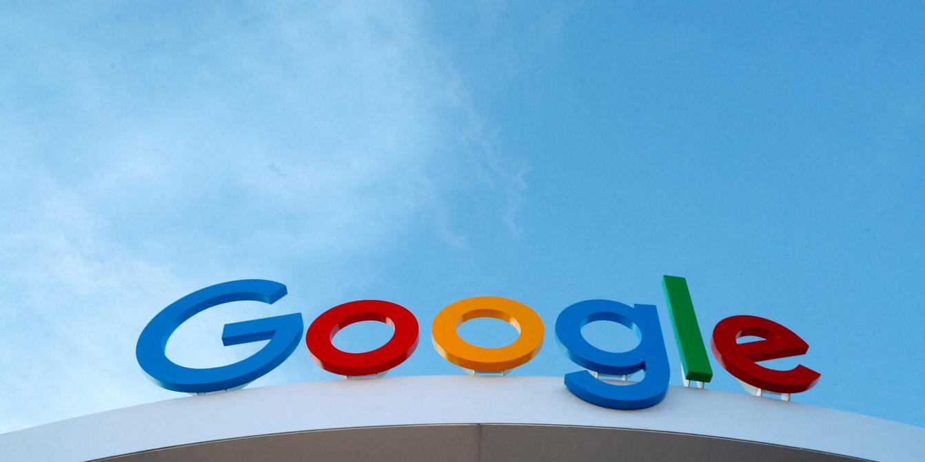 les éditeurs italiens mènent une riposte contre google, s'opposant à l'utilisation de leurs contenus sans compensation. découvrez les enjeux de ce conflit entre médias italiens et géant du numérique.