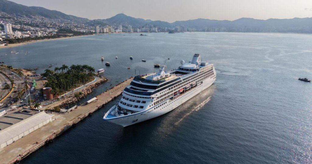 Cap sur Acapulco : le MS Regatta et son incroyable escale festive en croisière