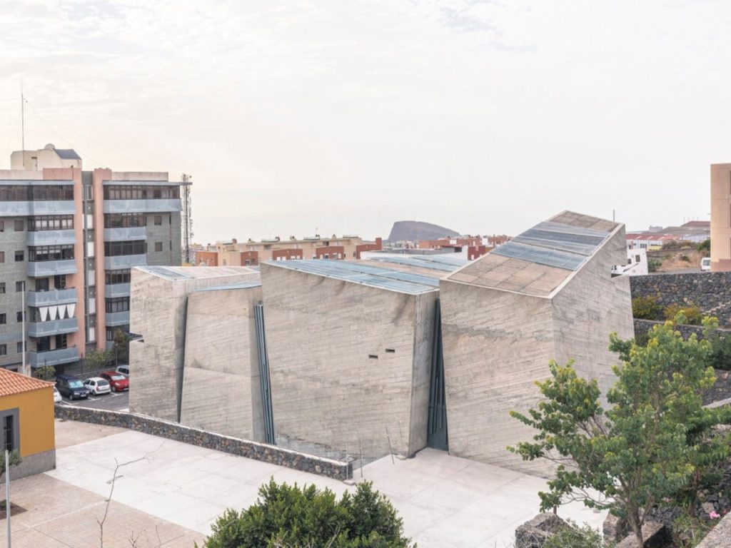 Découvrez l’Église en Béton d’Espagne, Élue Meilleur Bâtiment au Monde : Un Chef-d’Œuvre Architectural Étonnant!