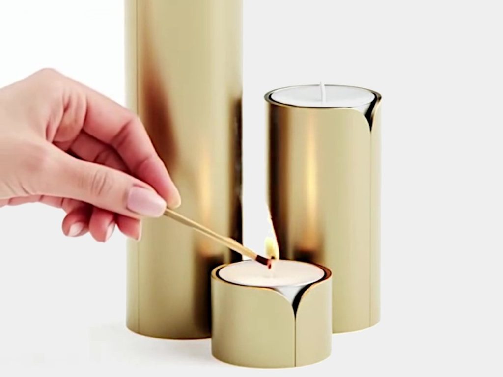 Découvrez les Bougies TOLO Stacks : Un Format Innovant en Tube Vertical, Comme des Polo Mints!