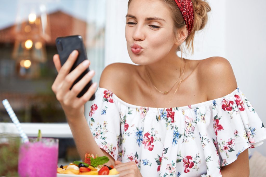 Les applis de dating : comment l’IA bouleverse la rencontre en ligne