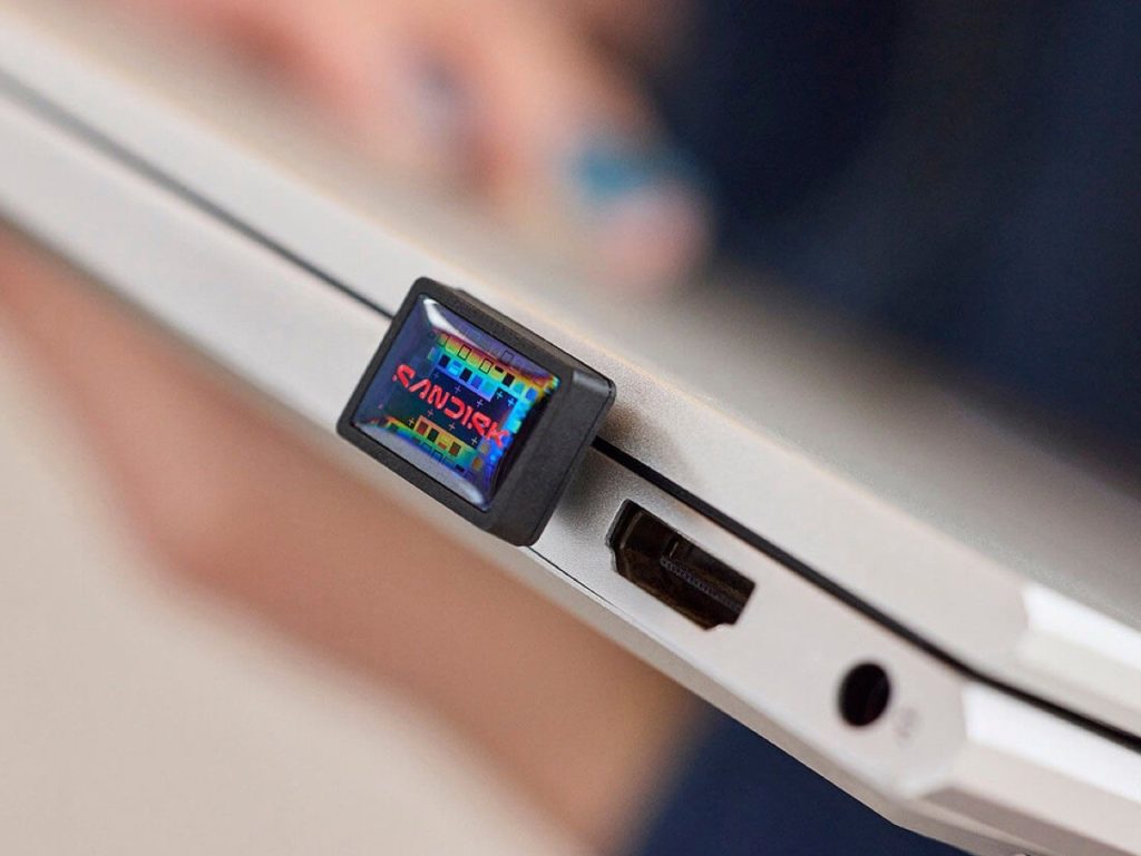 Découvrez comment ce Mini Disque SanDisk de 1 To a Résolu tous mes Problèmes de Stockage sur MacBook !