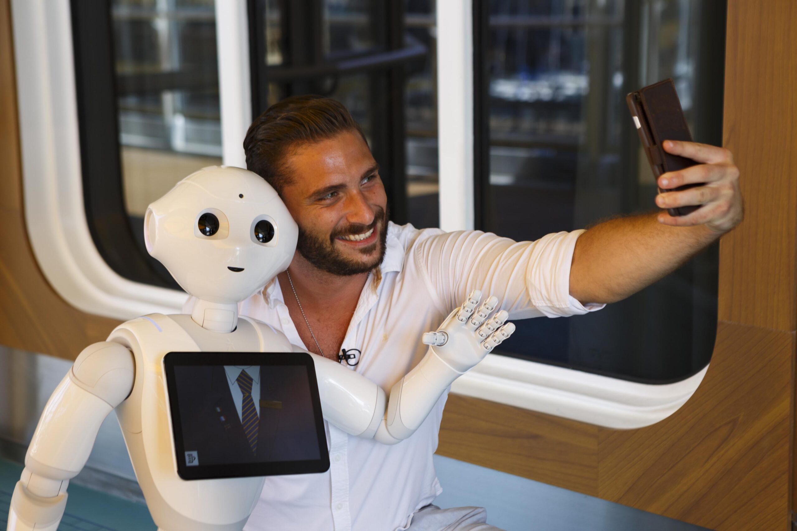 pepper robot en bateau