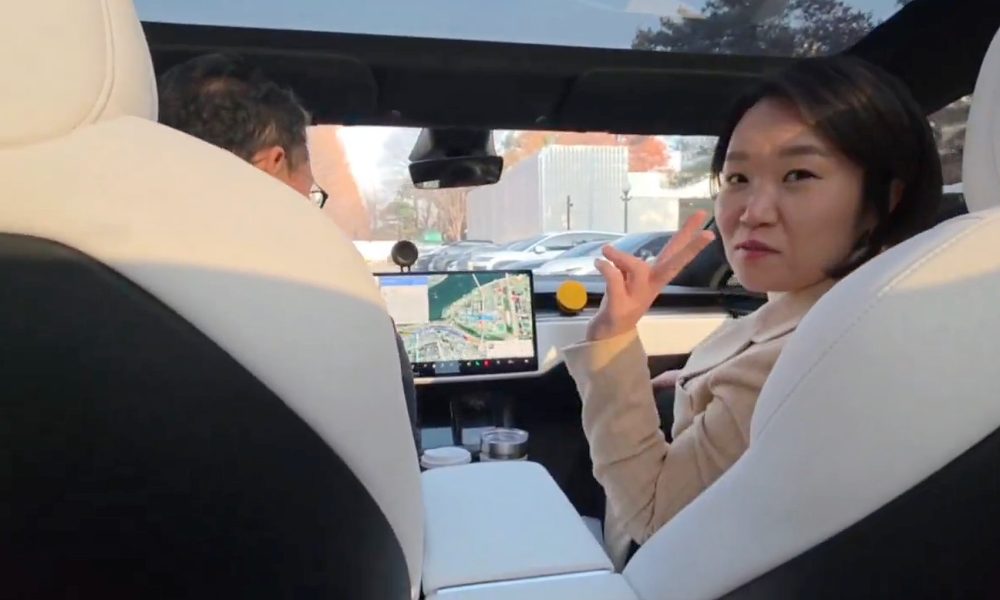 Tesla Full Self-Driving salué par un responsable sud-coréen : une avancée majeure pour l’automobile autonome en Europe