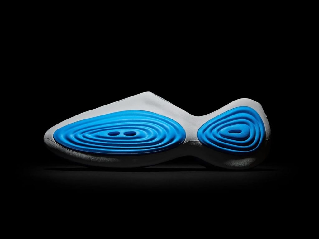 Découvrez le Premier Design de Crocs par l’Ancien Designer des Yeezy : Une Collaboration Surprenante !