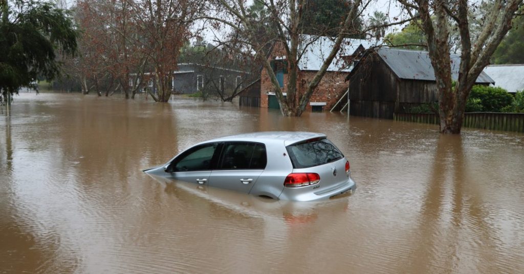 « Intervention héroïque : des drones des shérifs de King County livrent des gilets de sauvetage lors des inondations historiques » "Intervention héroïque : des drones des shérifs de King County livrent des gilets de sauvetage lors des inondations historiques"