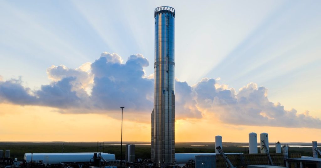 SpaceX face à un revers : Blue Origin pourrait prendre les devants pour le contrat d’atterrissage d’Artemis 3 SpaceX face à un revers : Blue Origin pourrait prendre les devants pour le contrat d'atterrissage d'Artemis 3