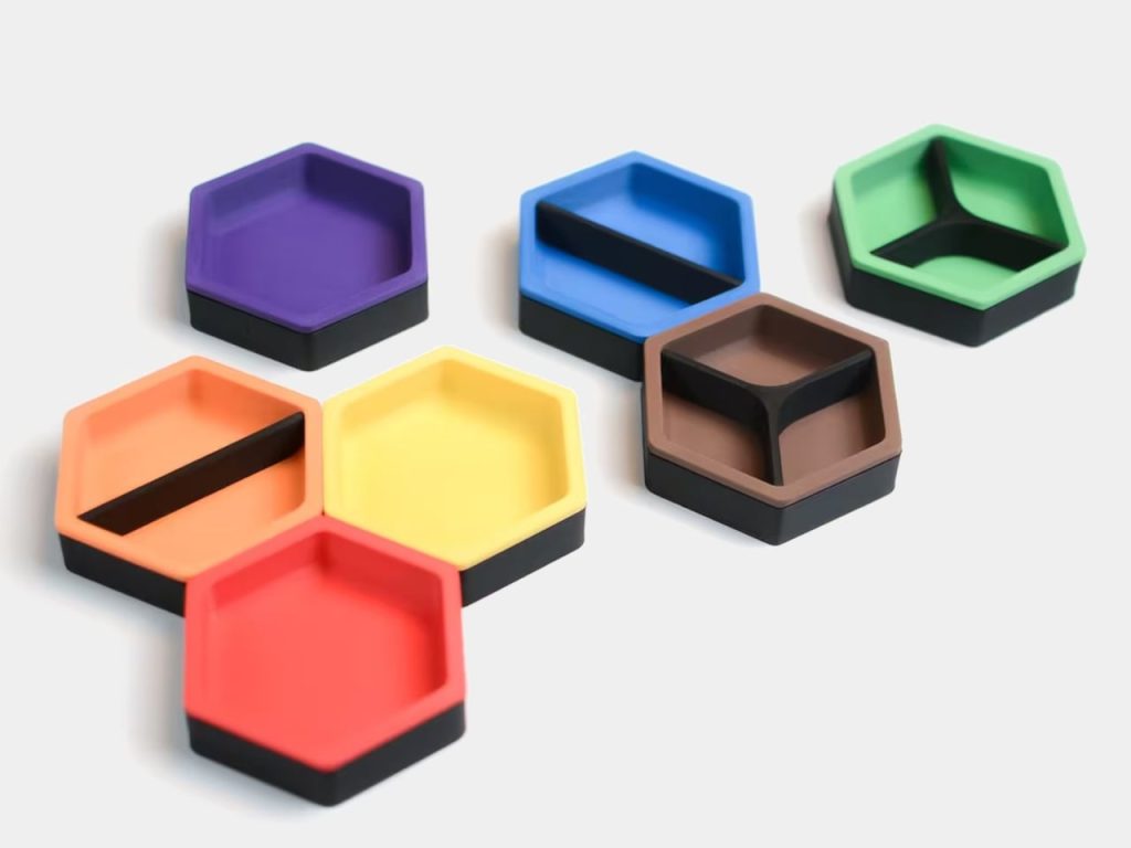 Transformez Votre Bureau avec les Plateaux Magnétiques du Jeu de Société Hexagon : L’Organisateur Idéal!